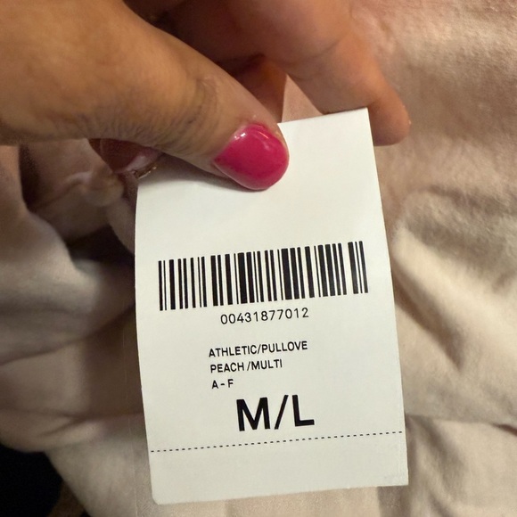 Forever 21 pull over sweater‎ - Picture 5 of 5